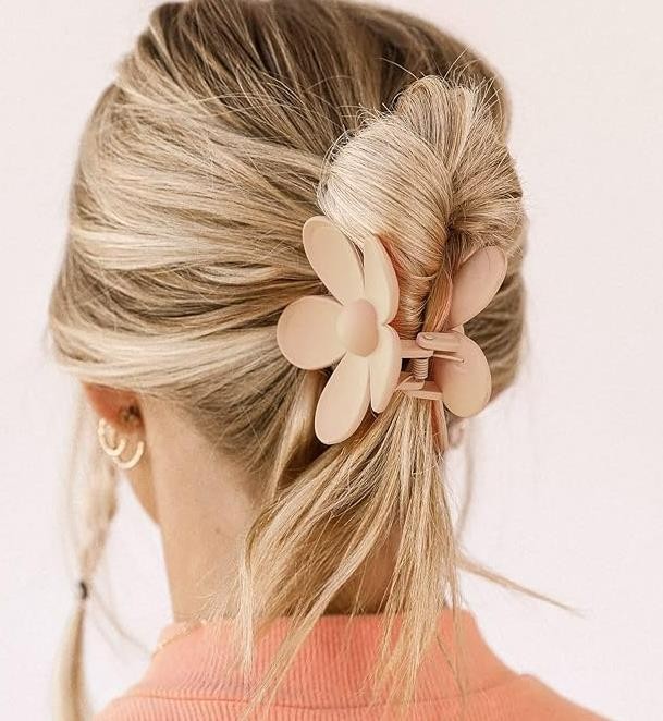 Daisy Hair Claw Clip