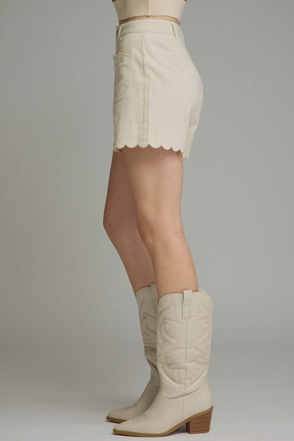 Scallop Trimmed Shorts